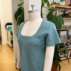 Bias-Cut Shirt with Elbow Length Sleeves in Linen