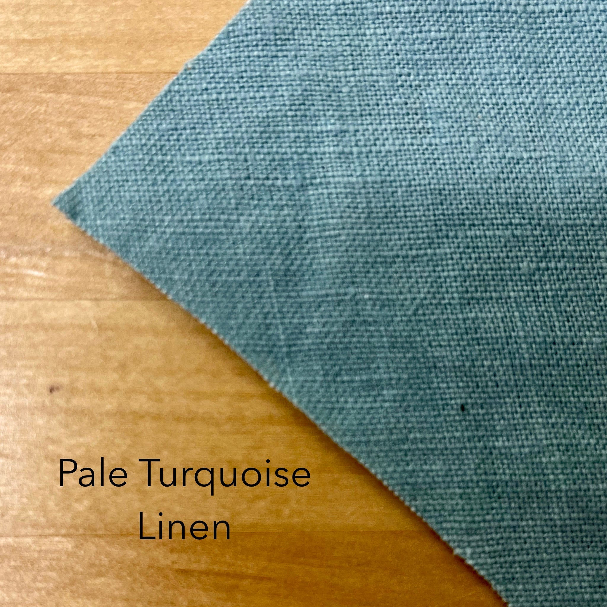 Bias-Cut Shirt with Long Sleeves in Linen