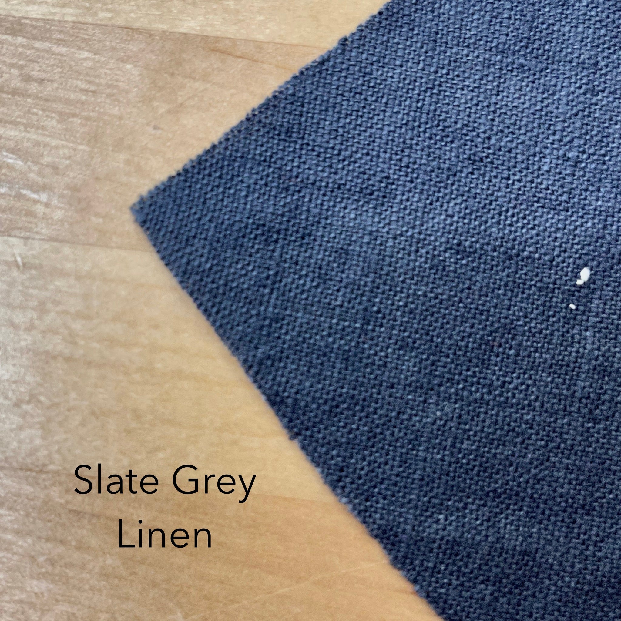 Bias-Cut Shirt with Long Sleeves in Linen